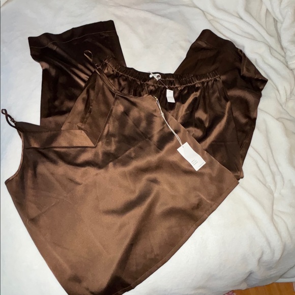 RARE Haven Well Within Chocolate Brown Silk Pajama Set - Picture 1 of 6